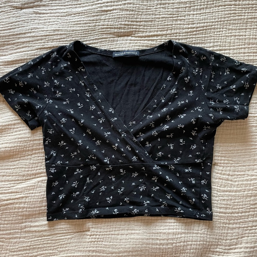 Brandy Melville Floral Crop Top